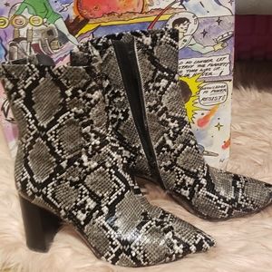 Jeffrey  Campbell  snake boots